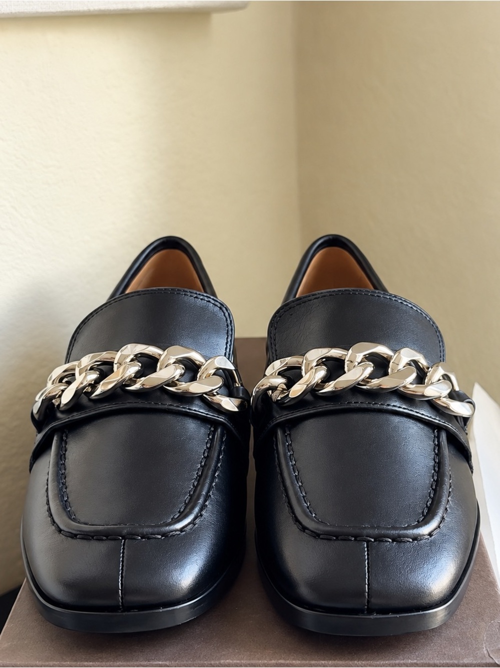 Paolo Black Leather Loafers with Silver Chain Accent- Size 9